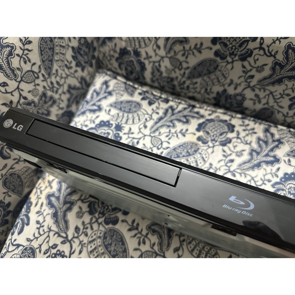 LG BP220 Blu-ray / DVD Player USB HDMI Ethernet Network No Remote Tested Working - Picture 12 of 13